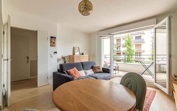 Appartement à vendre    2 pièces • 41,19 m2 Saint-Maur-des-Fossés