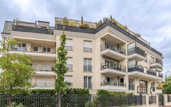 Appartement à vendre    2 pièces • 41,19 m2 Saint-Maur-des-Fossés