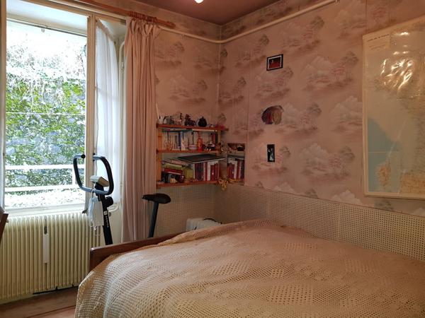 Très grande maison de village