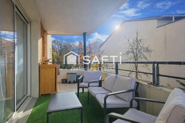 APPARTEMENT T4 DE 100 M² AVEC GRANDE TERRASSE