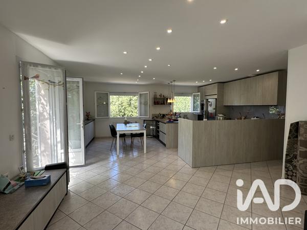 Maison à vendre 6 pièces 132 m² Salavas