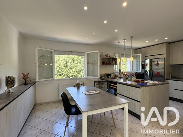 Maison à vendre 6 pièces 132 m² Salavas