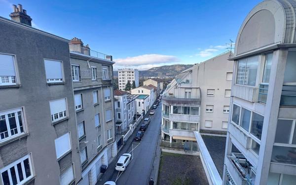Appartement à vendre    3 pièces • 89 m2 Valence