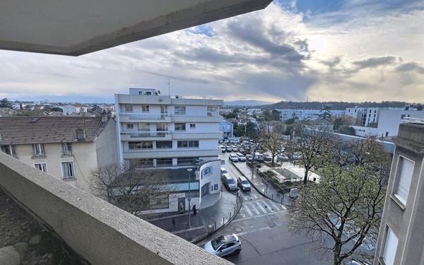 Appartement à vendre    3 pièces • 89 m2 Valence