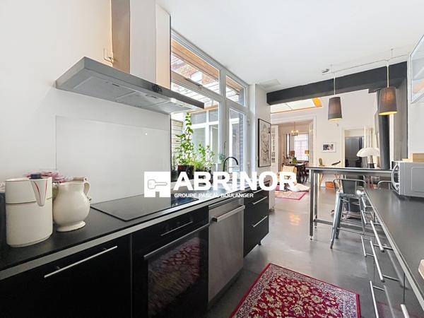 Maison familiale coup de cœur 3 Chambres , bureau ou chambre d'amis ,Terrasse et parking privatif ROUBAIX