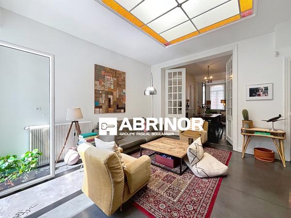 Maison familiale coup de cœur 3 Chambres , bureau ou chambre d'amis ,Terrasse et parking privatif ROUBAIX