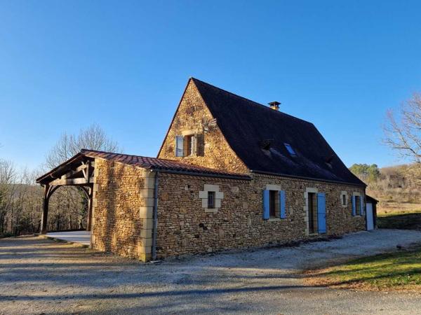 Maison contemporaine - Le bugue Maison perigordine en pierres dans bel environnement et terrain de 5183m2