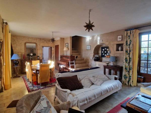 Maison ancienne - Les eyzies Charmante maison ancienne au cœur du Périgord Noir