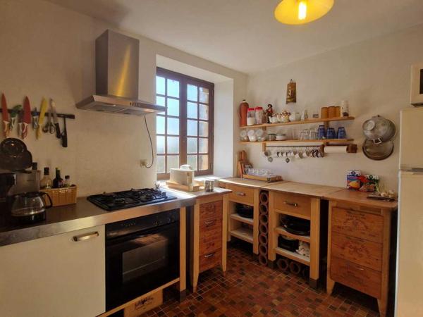 Maison ancienne - Les eyzies Charmante maison ancienne au cœur du Périgord Noir