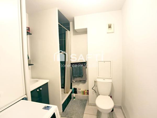 T2 meublé de 40m² avec balcon et parking, Haillan centre