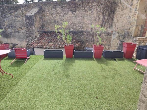 Maison de caractère en pierre – grands volumes et multiples usages