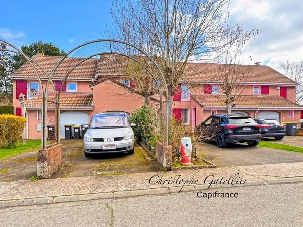 Maison 5 pièces, 4 chambre et bureau - jardin, garage, résidence sécurisée