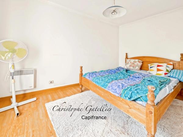 Maison 5 pièces, 4 chambre et bureau - jardin, garage, résidence sécurisée