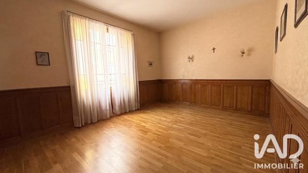 Maison à vendre 6 pièces 145 m² Thizy-les-Bourgs