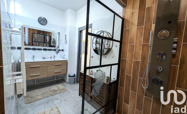 Maison à vendre 4 pièces 133 m² Vorey