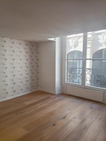 Immobilier Paris 1er (75001) – Appartement 233.03m2 – 2 600 000 €