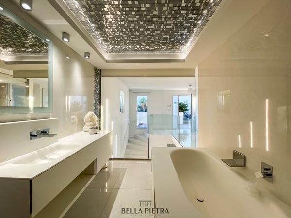 Agde (34300) A vendre : Marina d’exception entièrement rénovée