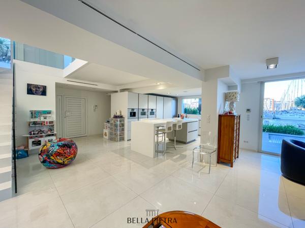 Agde (34300) A vendre : Marina d’exception entièrement rénovée