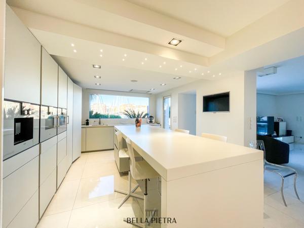 Agde (34300) A vendre : Marina d’exception entièrement rénovée