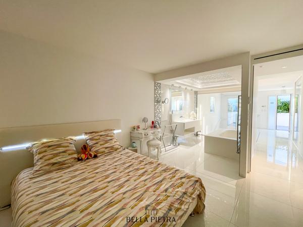 Agde (34300) A vendre : Marina d’exception entièrement rénovée