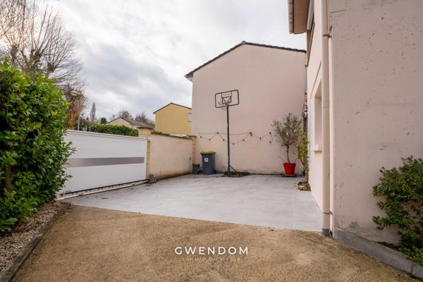 Torcy (77200) Maison avec jardin