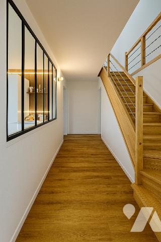 DUPLEX RÉNOVÉ – DERNIER ÉTAGE – 4 CHAMBRES – BALCONS – PARKING – TOURS (LES FONTAINES)