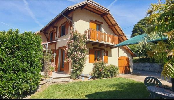 Maison de 134m2 (105 m2 loi carrez) sur 1159 m2 de terrain