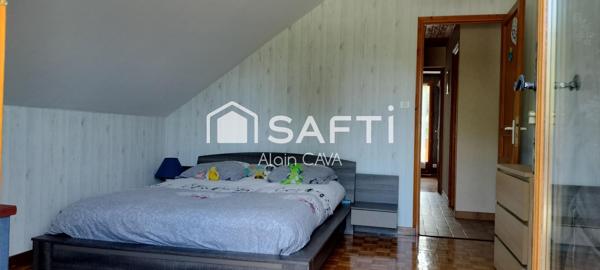 Maison de 134m2 (105 m2 loi carrez) sur 1159 m2 de terrain