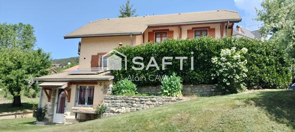 Maison de 134m2 (105 m2 loi carrez) sur 1159 m2 de terrain
