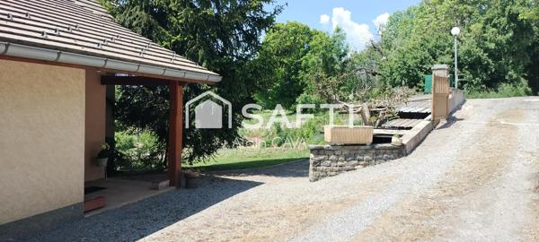 Maison de 134m2 (105 m2 loi carrez) sur 1159 m2 de terrain
