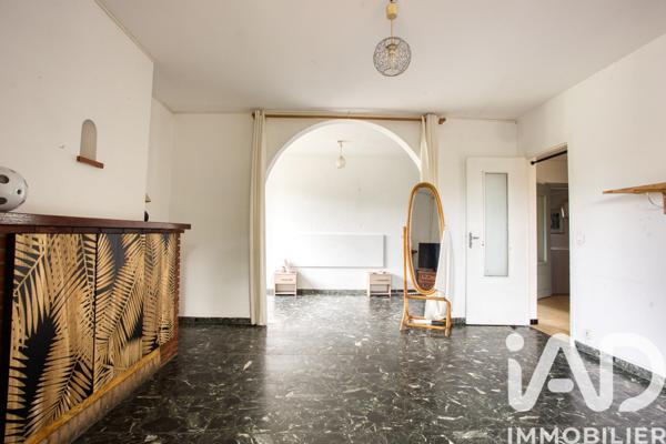 Maison à vendre 6 pièces 203 m² Fréjus