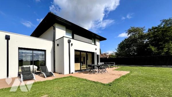 Maison Contemporaine avec vue sur la campagne