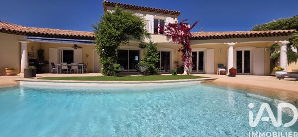 Maison à vendre 5 pièces 153 m² Roquebrune-sur-Argens