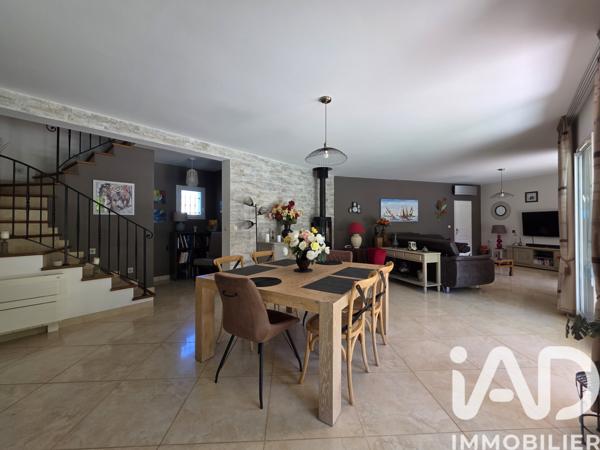 Maison à vendre 5 pièces 153 m² Roquebrune-sur-Argens