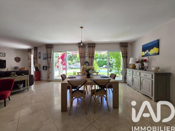 Maison à vendre 5 pièces 153 m² Roquebrune-sur-Argens