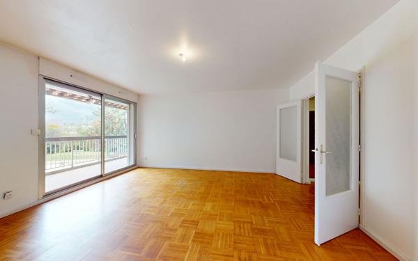 Appartement à vendre    2 pièces • 65,02 m2 Lyon 4