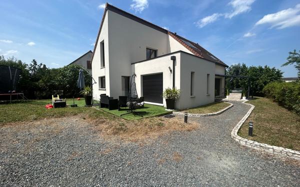 Maison à louer    5 pièces • 133,81 m2 Joué-lès-Tours