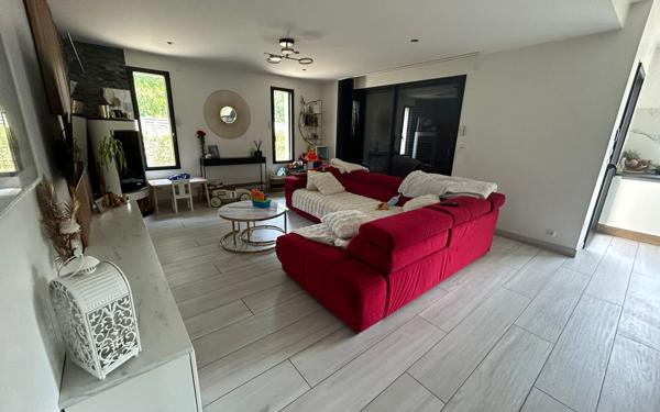 Maison à louer    5 pièces • 133,81 m2 Joué-lès-Tours