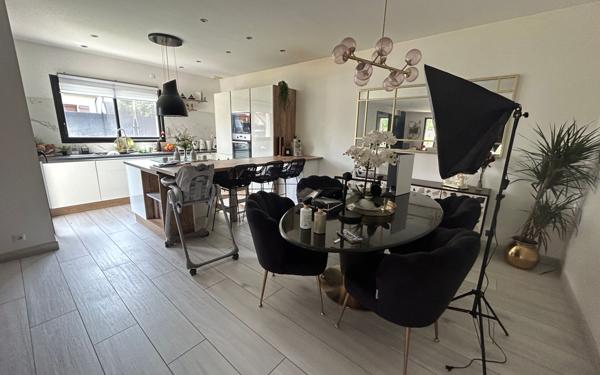 Maison à louer    5 pièces • 133,81 m2 Joué-lès-Tours