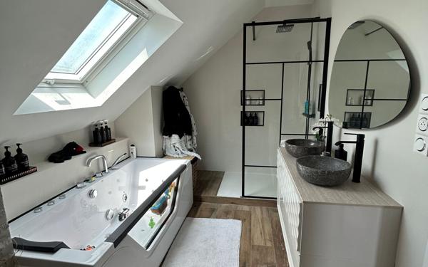 Maison à louer    5 pièces • 133,81 m2 Joué-lès-Tours