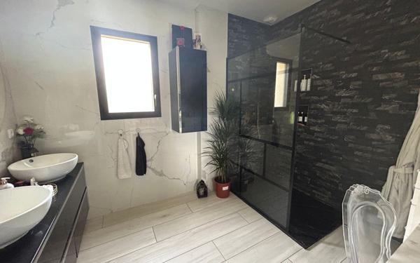 Maison à louer    5 pièces • 133,81 m2 Joué-lès-Tours