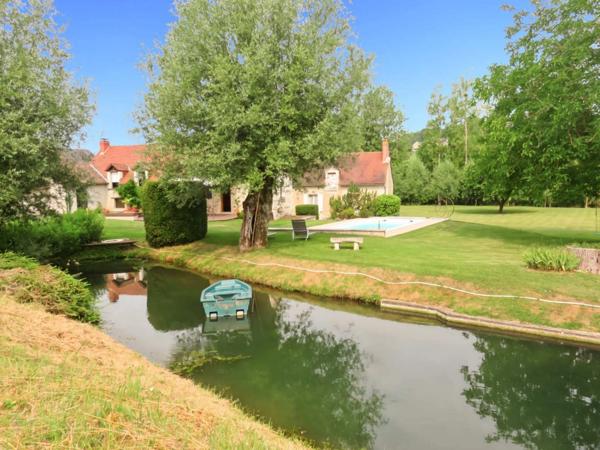 Dept de la Vienne (86) Propriété à vendre 7 pièces terrain 2 hectares SENILLE (86100)