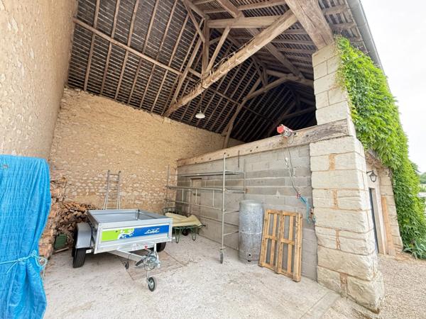 Dept de la Vienne (86) Propriété à vendre 7 pièces terrain 2 hectares SENILLE (86100)