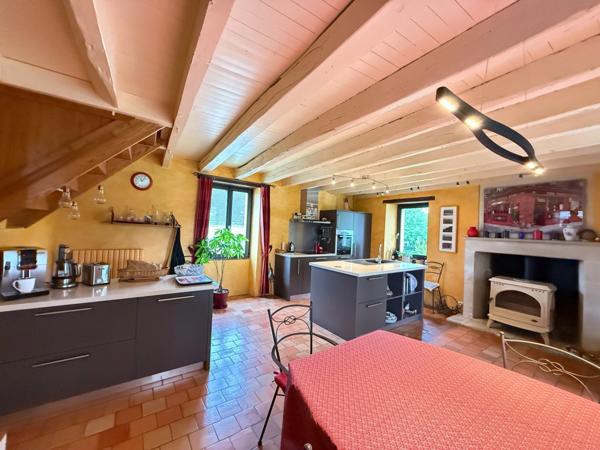 Dept de la Vienne (86) Propriété à vendre 7 pièces terrain 2 hectares SENILLE (86100)