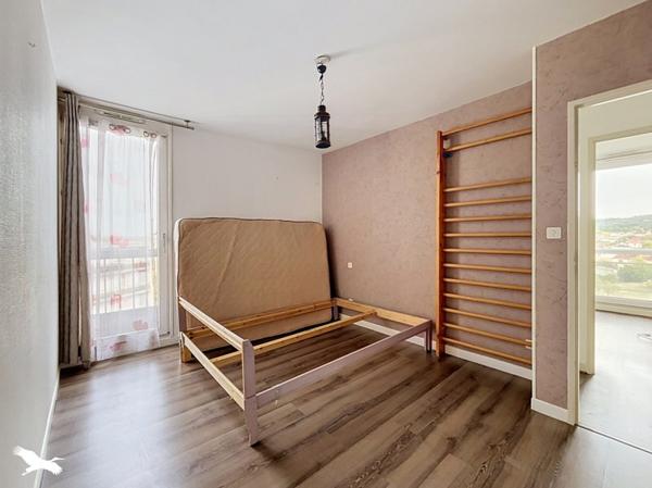 Appartement à vendre 82 950 € Montluçon 3 p 73 m² DPE D