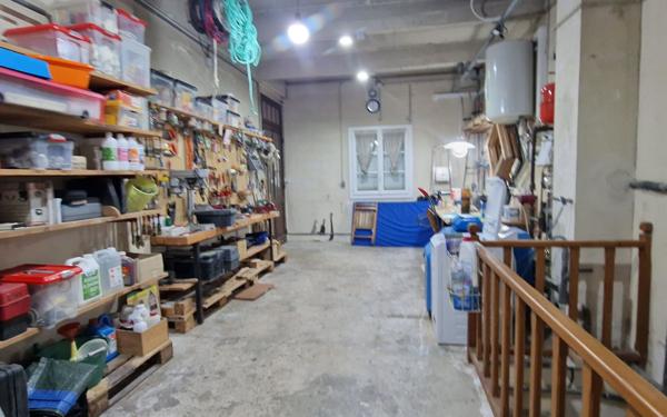 Maison à vendre    5 pièces • 147,10 m2 Carpentras