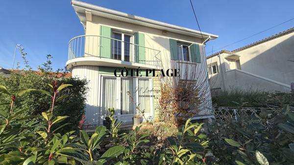 Royan (17200) FONCILLON - LE CHAY - MAISON DE VILLE ANNEE 50 - 5 PCS - 4 CHS - GARAGE- AU PRIX DE 499 000 € FAI