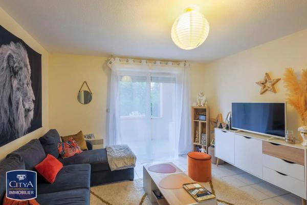 Appartement à louer 2 pièces 34.8m² Castelsarrasin (82100)
