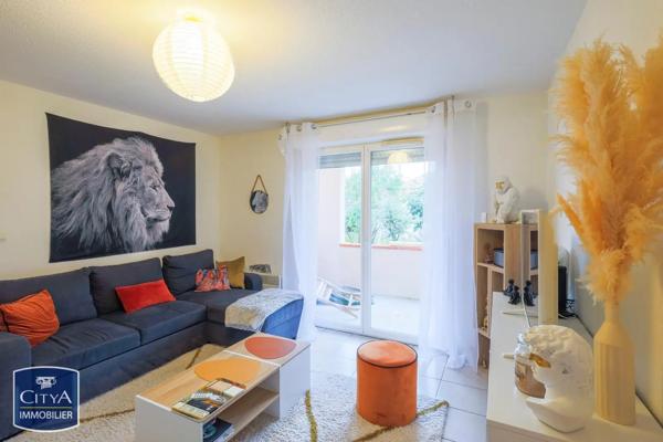 Appartement à louer 2 pièces 34.8m² Castelsarrasin (82100)