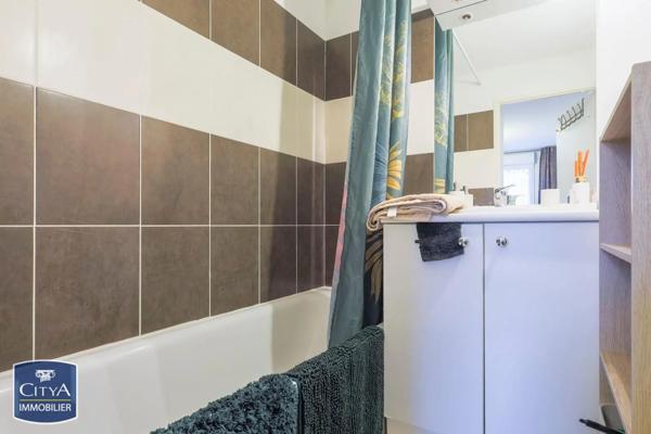Appartement à louer 2 pièces 34.8m² Castelsarrasin (82100)